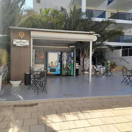 Royal Park Eilat Apartman Kültér fotó